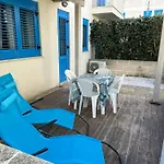 Holidays بيت للعطل فافينانا