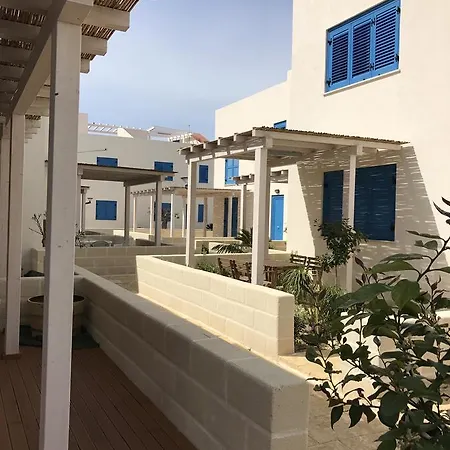 Holidays Дом отдыха *